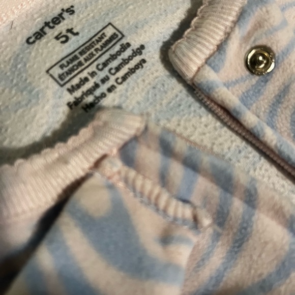 CARTER’S LONG SLEEVE ONSIE SLEEPER - Picture 2 of 3